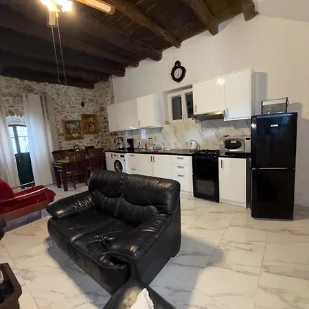 Tatil Evi Art House Pagoi Corfu *