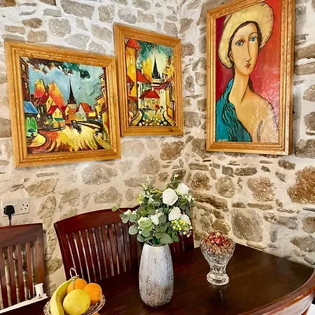 Сasa de vacaciones Art House Pagoi 3min From St George Agios Georgios Pagon